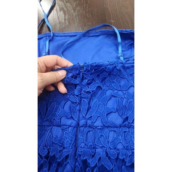 ASTR The Label Size L Royal Cobalt Blue Lace Mini Spaghetti Strap Dress - Picture 7 of 7